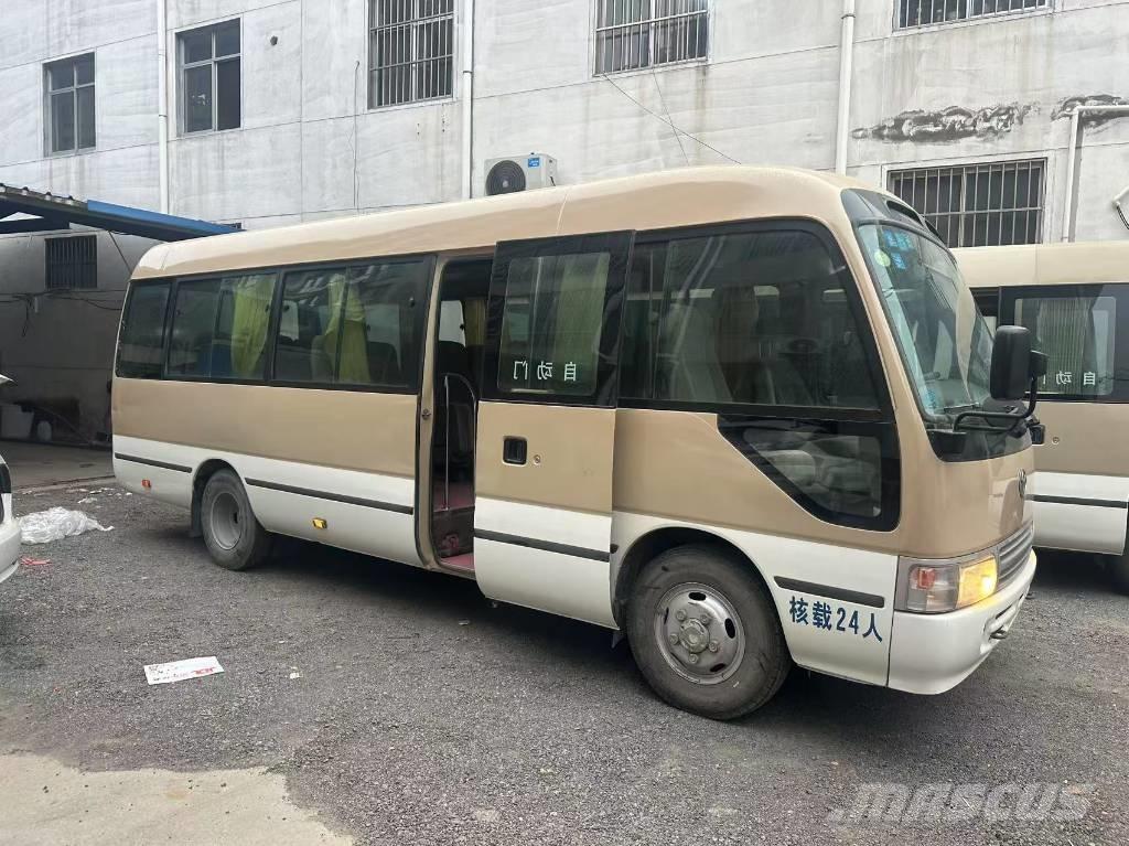 Toyota Coaster Intercitybussen
