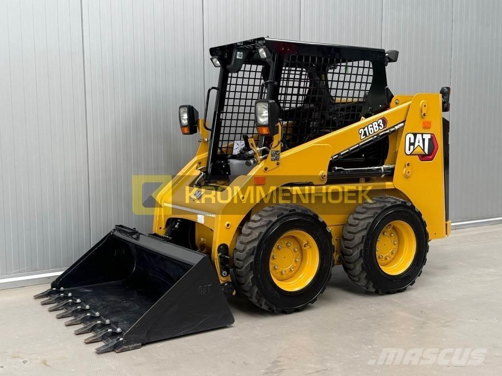 CAT 216 B3 Schrankladers