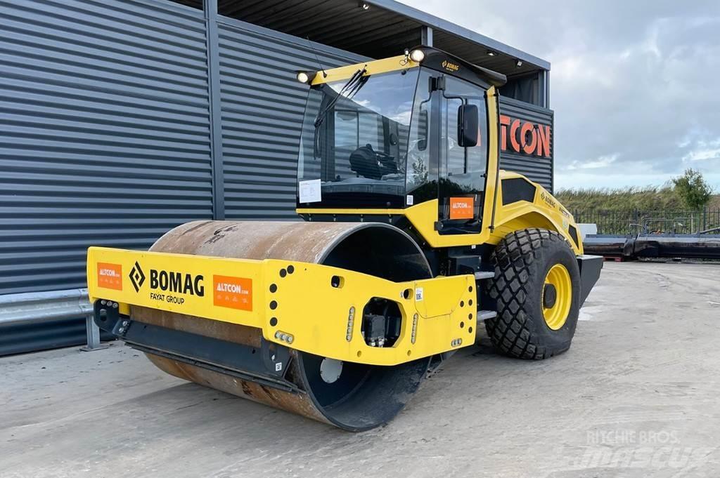Bomag BW 213 D-5 Trilrolwalsen
