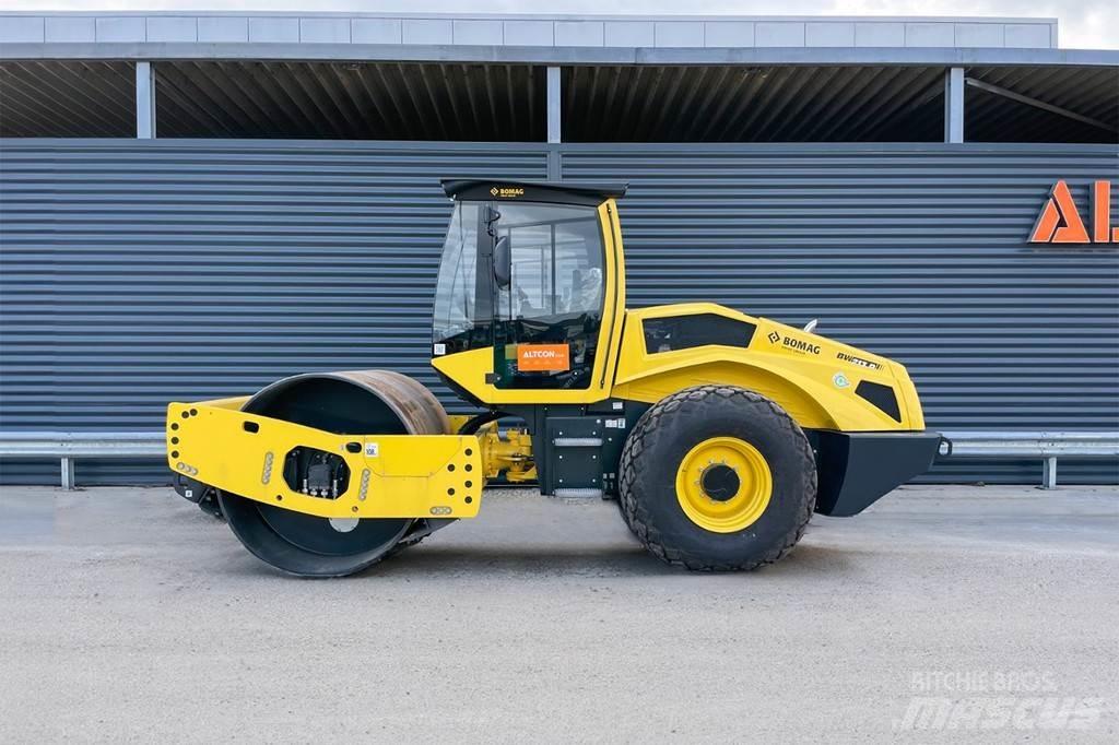 Bomag BW 213 D-5 Trilrolwalsen