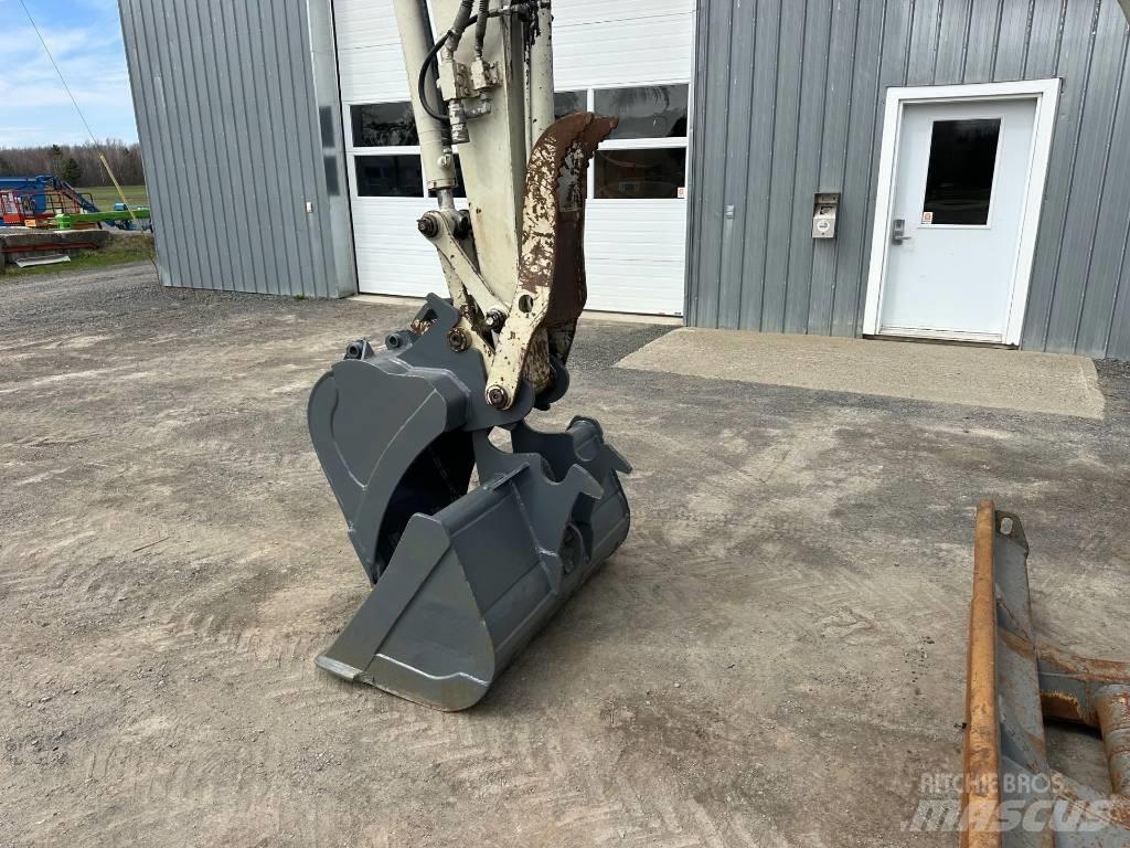 Takeuchi TB 260 Minigraafmachines < 7t