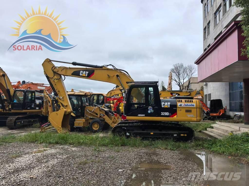 CAT 320 D Rupsgraafmachines