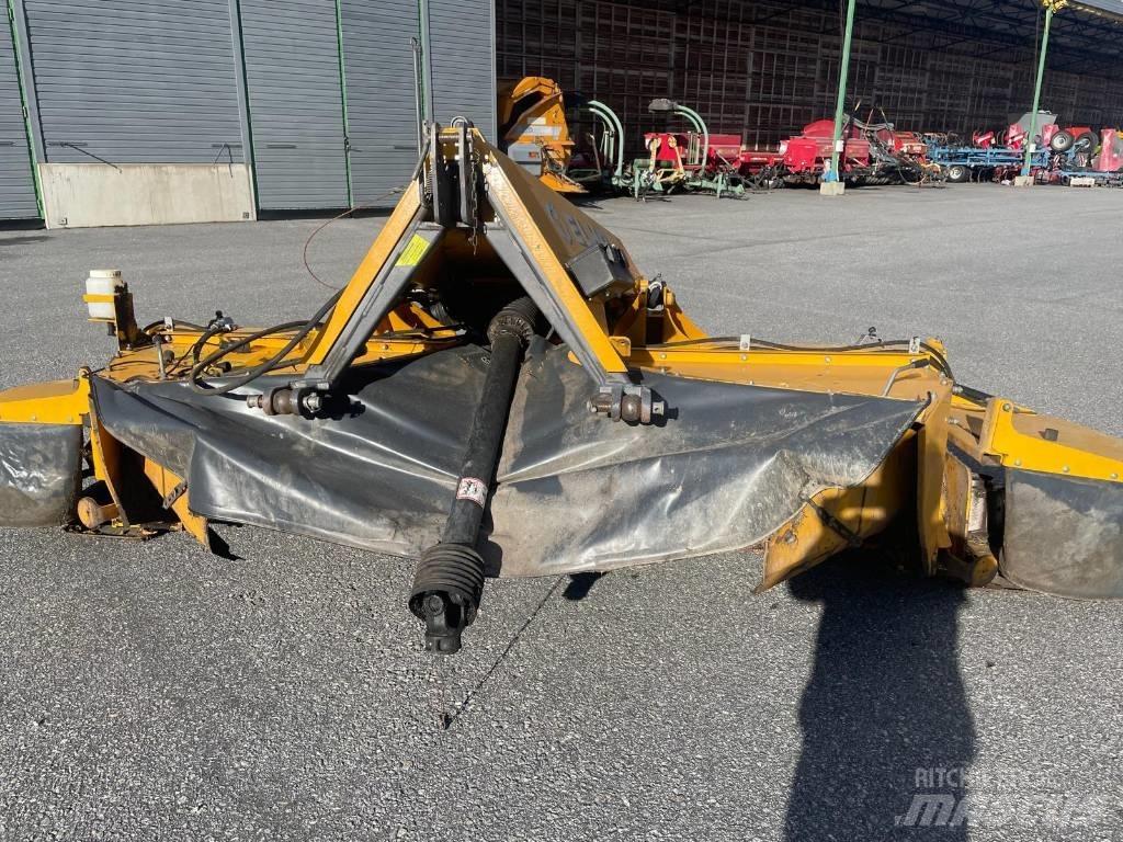 Elho 3700 Front Maaikneuzers
