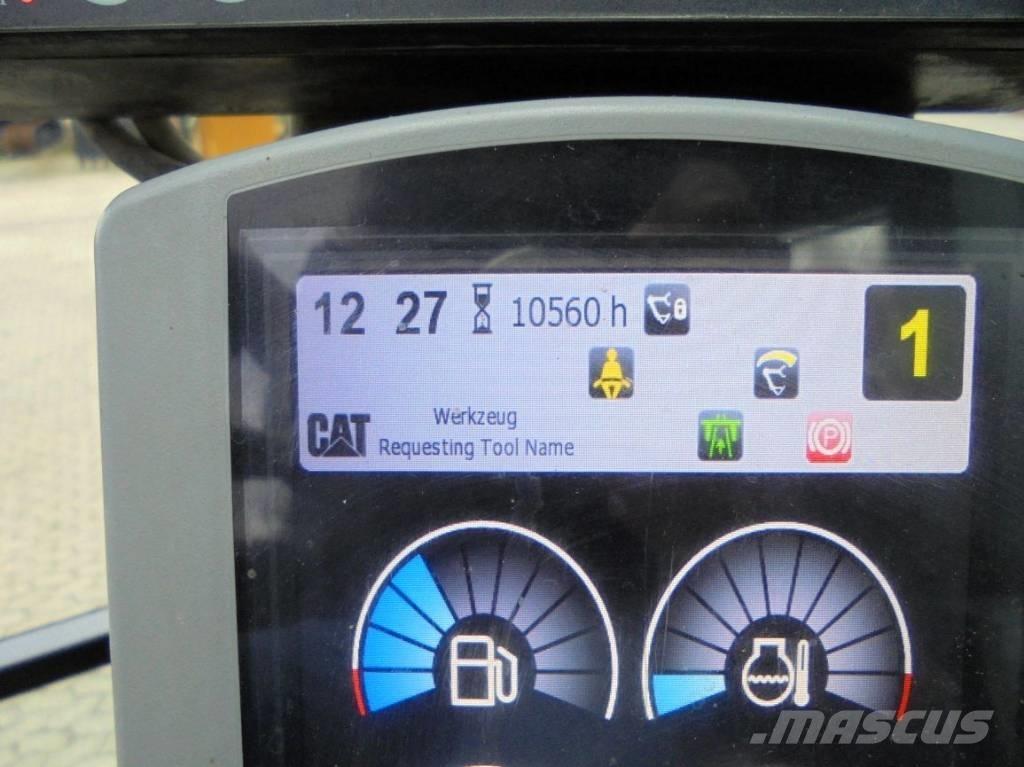 CAT M 317 Wielgraafmachines