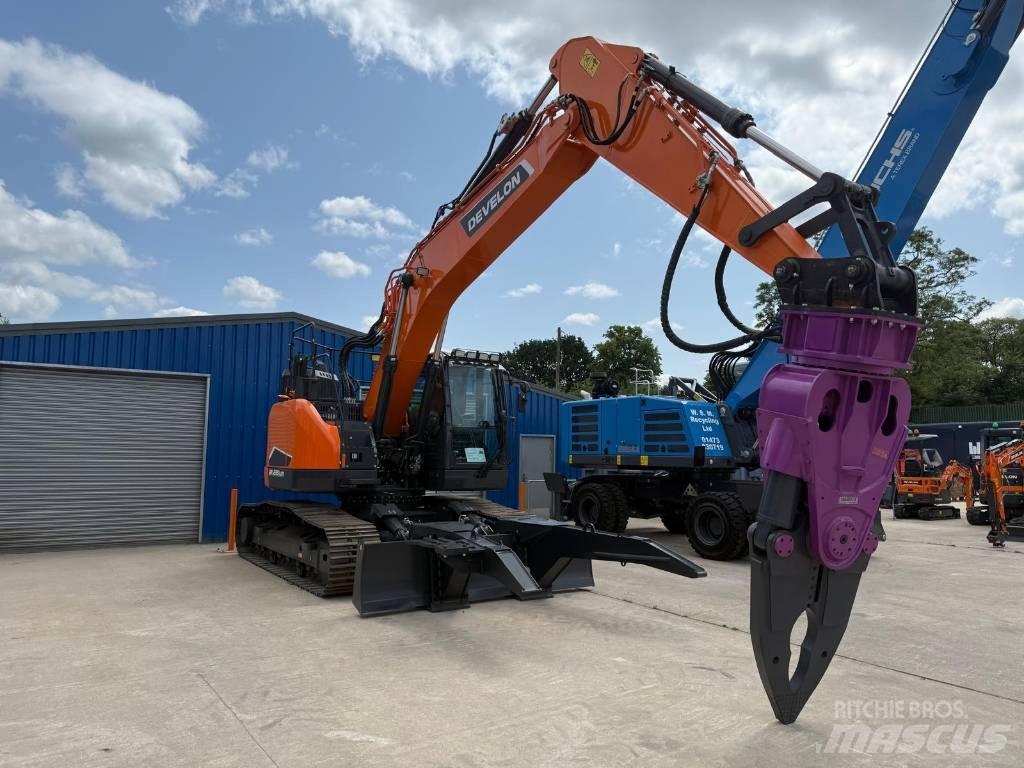 Develon DX 235 LCR-7 Rupsgraafmachines