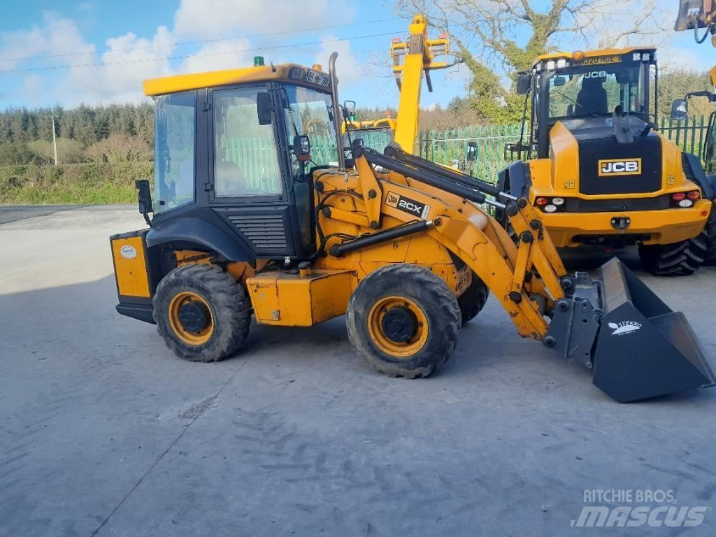 JCB 2 CX Wielladers