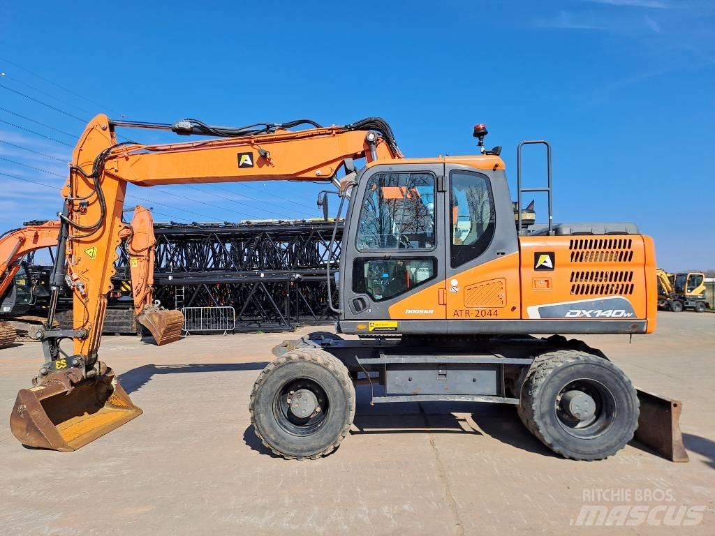 Doosan DX140W-5 Wielgraafmachines