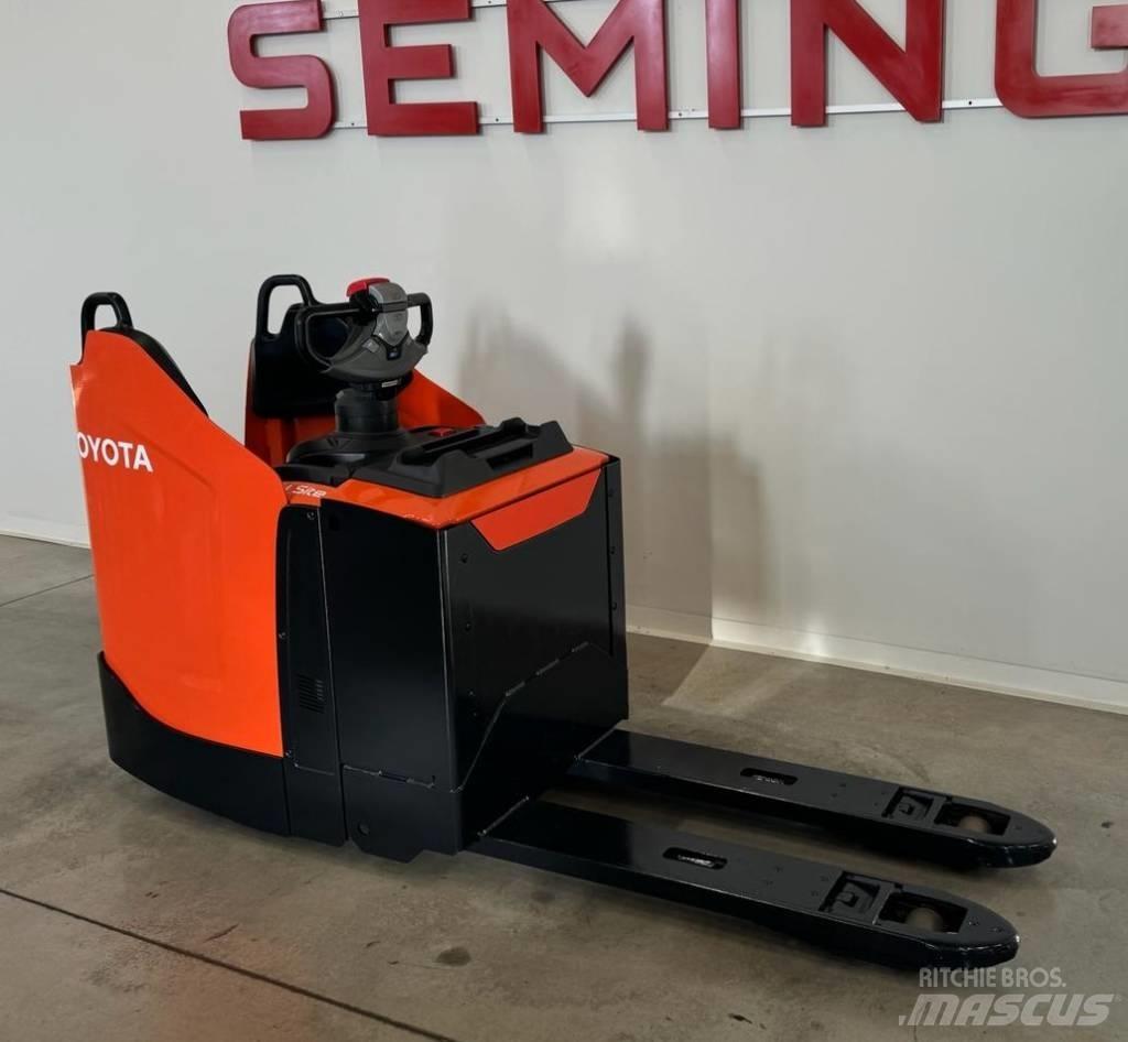 Toyota 10545  LPE200 Electro-pallettrucks
