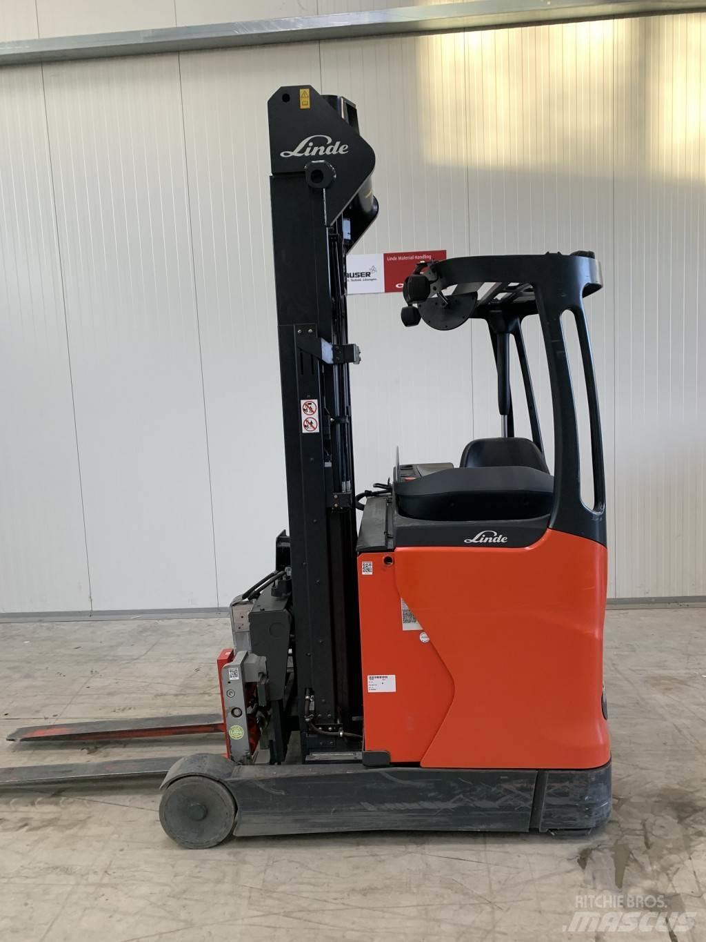 Linde R14 Reachtruck voor hoog niveau