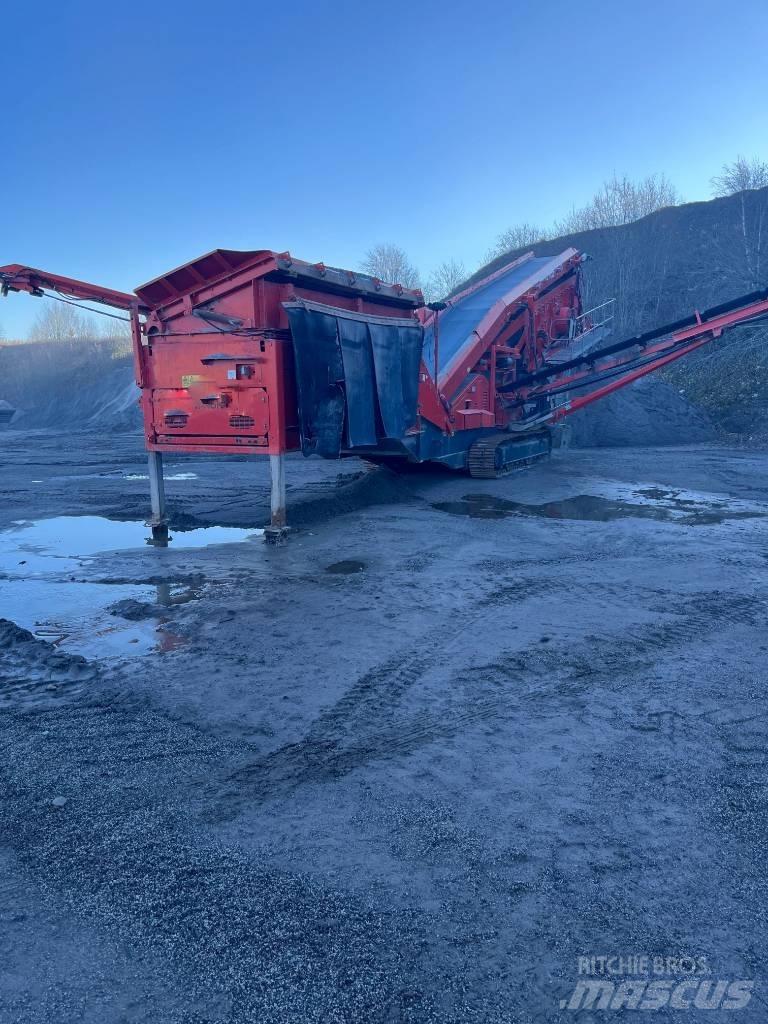Terex Finlay 694 Mobiele zeefinstallaties