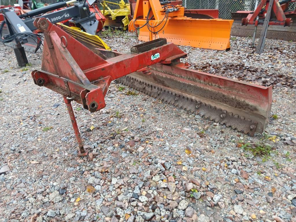 Sami 230 takalana Grondschaven