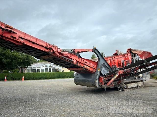 Sandvik QE 341 Mobiele zeefinstallaties