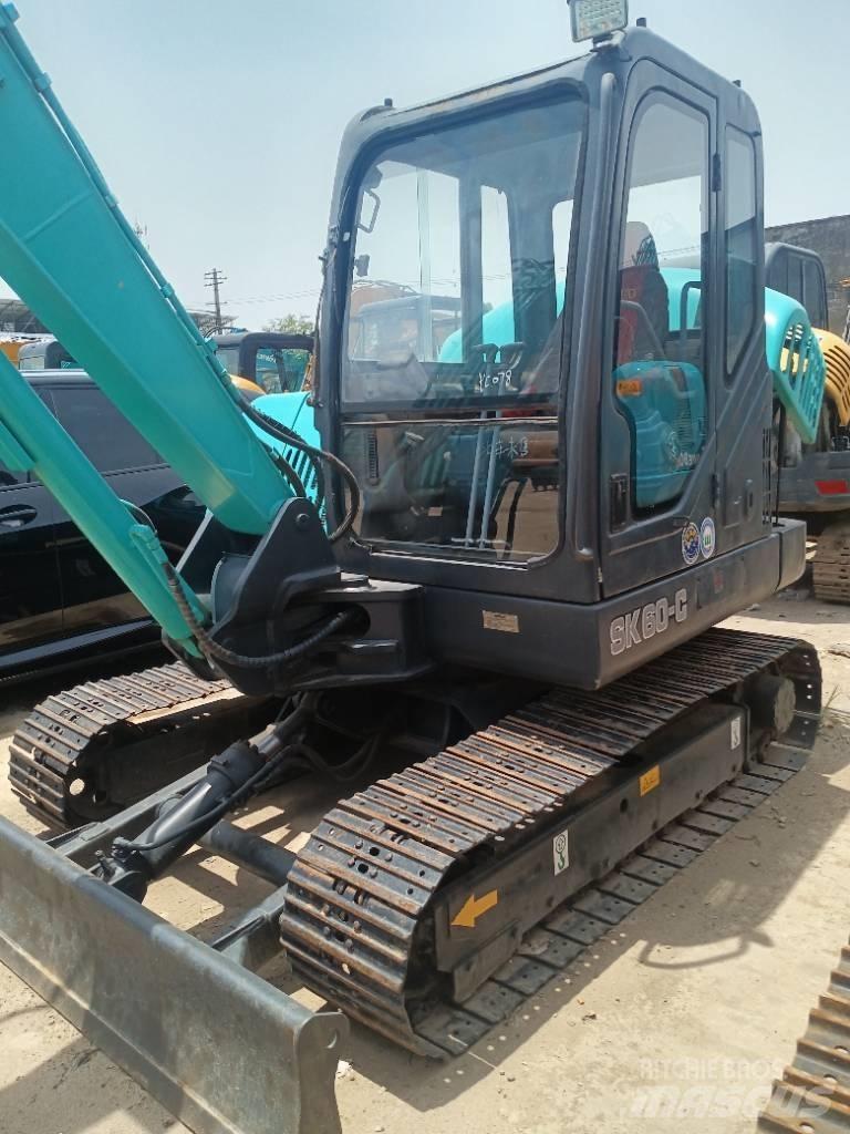 Kobelco SK 60 Rupsgraafmachines