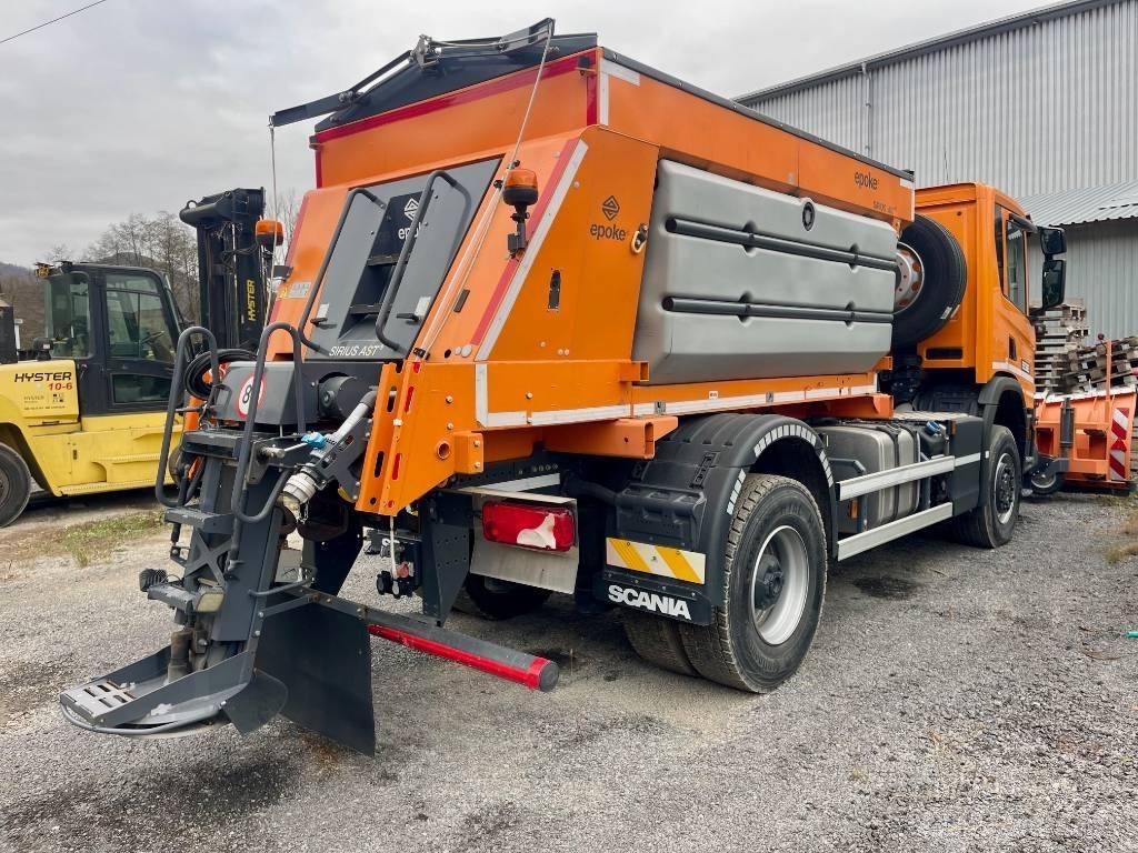 Scania P 410 Zand- en zoutstrooimachines