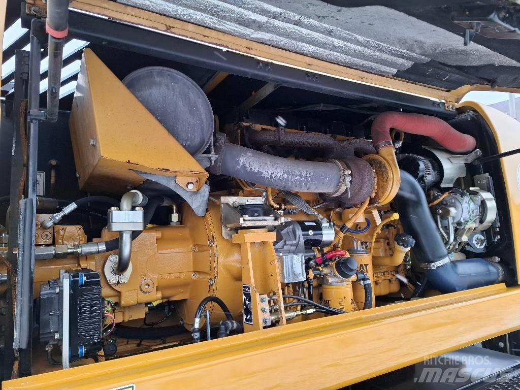 CAT 316 D Wielgraafmachines