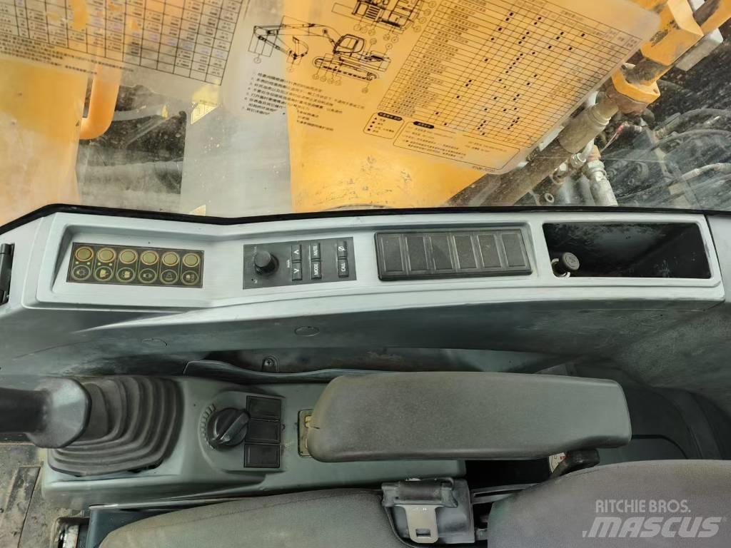 Hyundai R220LC-9S Rupsgraafmachines