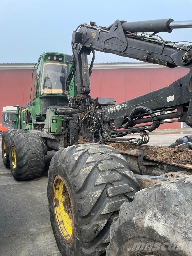 John Deere 1210E Forwarders