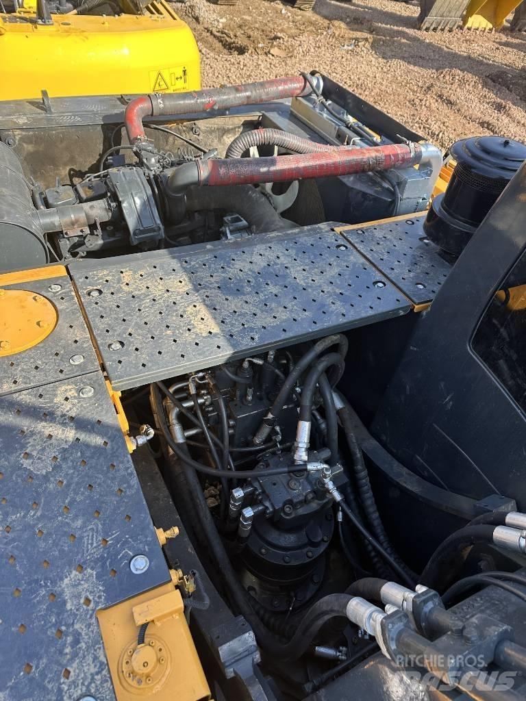Hyundai Robex 215 Rupsgraafmachines