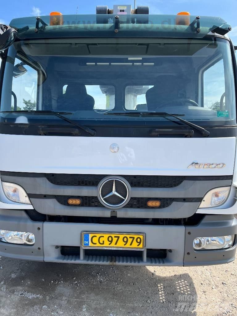 VERSALIFT VT-66-LF Auto hoogwerkers