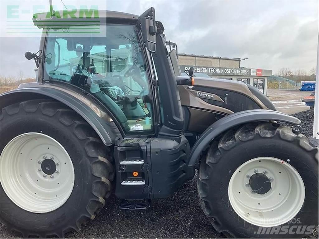 Valtra n175a Tractoren