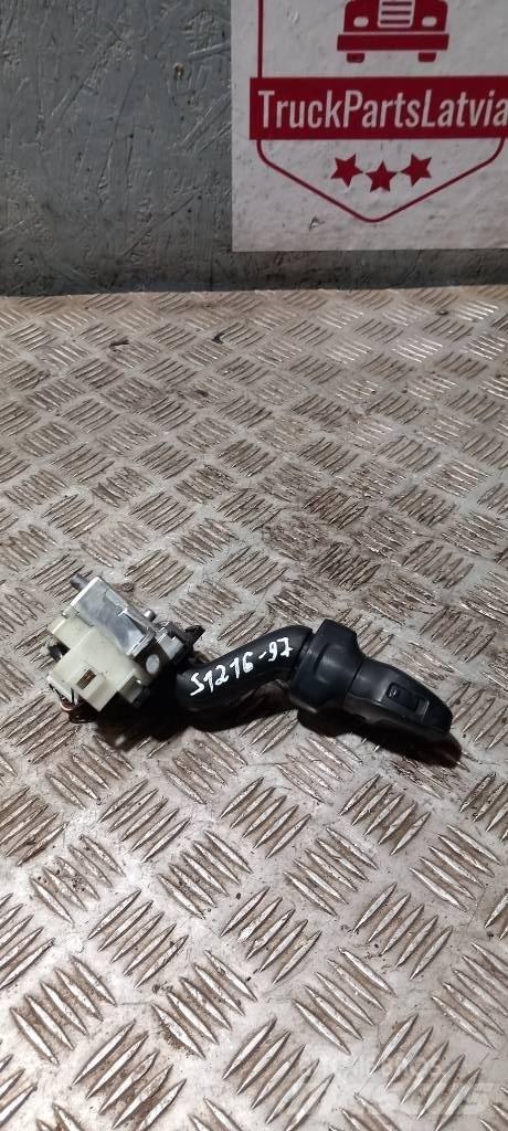 Scania R 440    1858199 Cabine en interieur
