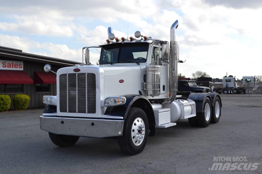 Peterbilt 389 Trekkers
