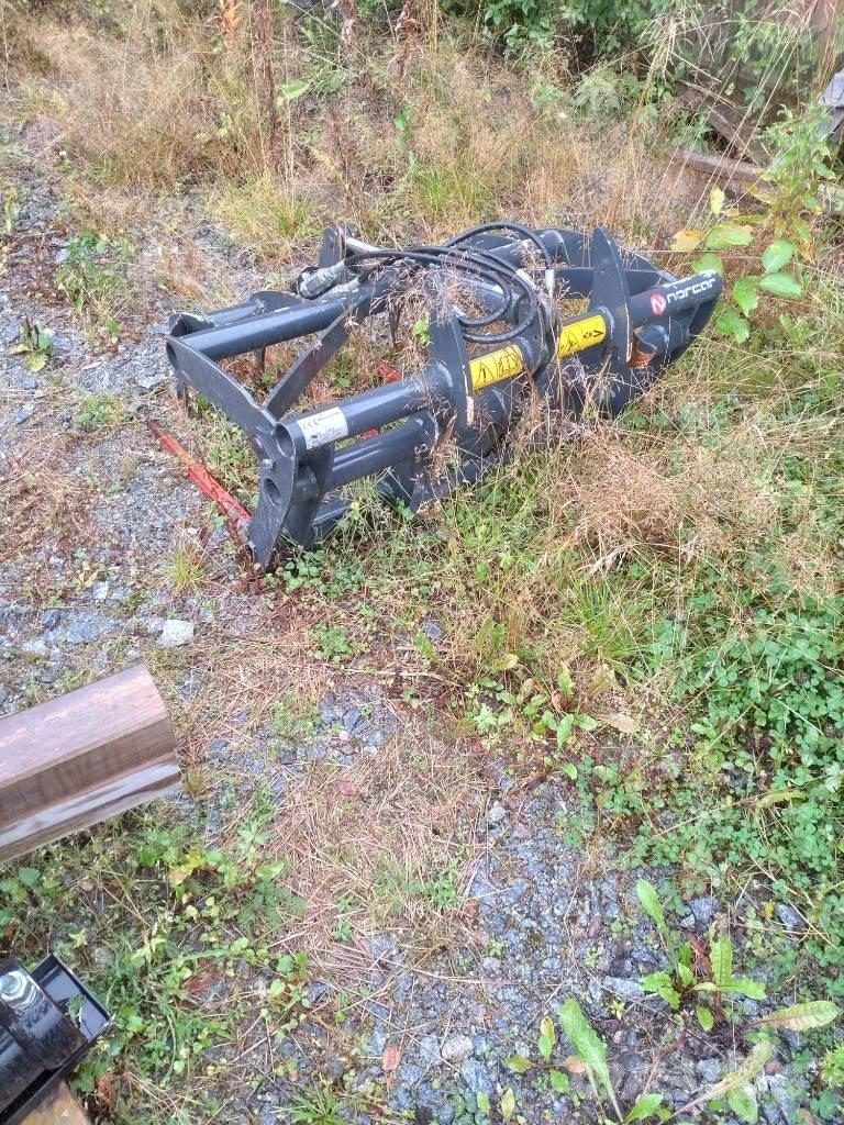 Norcar 755 Knik- en schrankladers