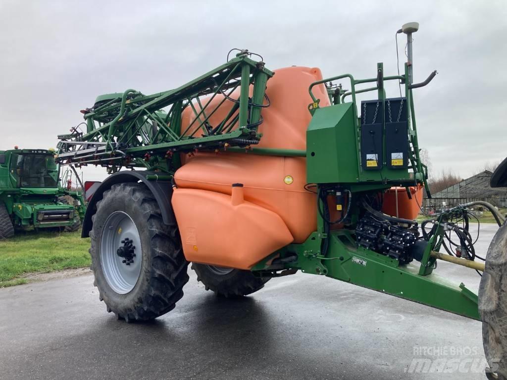 Amazone UX 5200 Getrokken spuitmachines