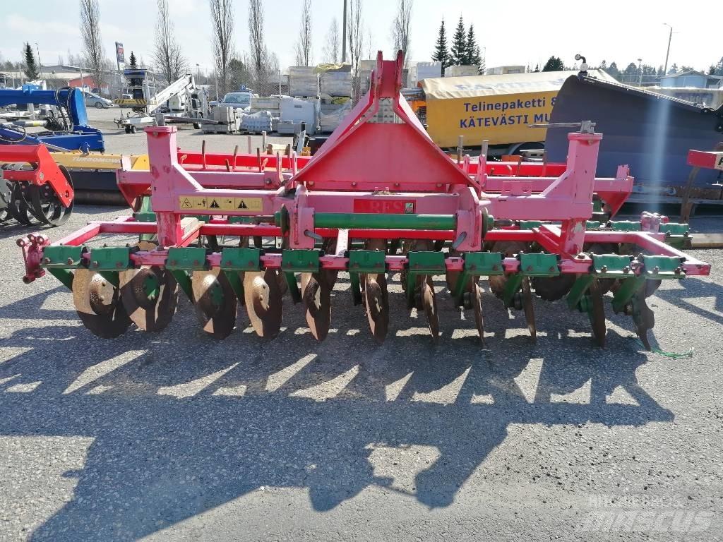 Unia Ares 300 Schijveneggen