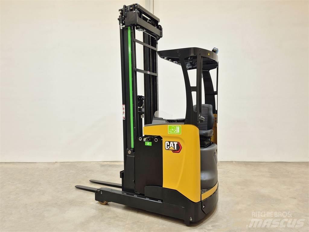 CAT NR14N3C Reachtruck voor hoog niveau