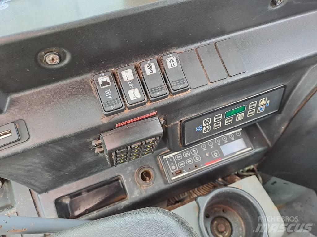 Takeuchi TB2150 Rupsgraafmachines