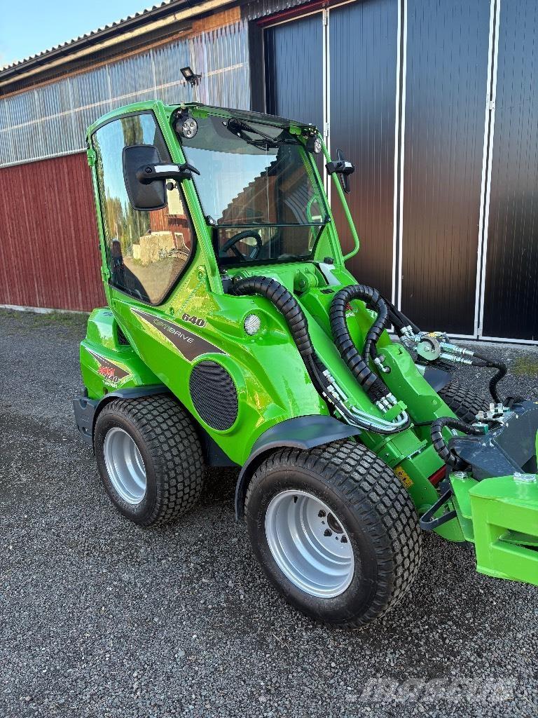 Avant 640 i Knik- en schrankladers