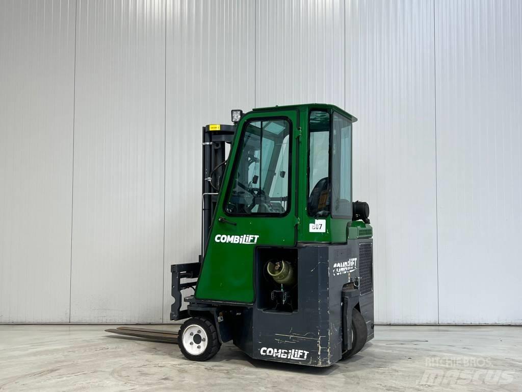 Combilift CB2500 lpg Four-way truck