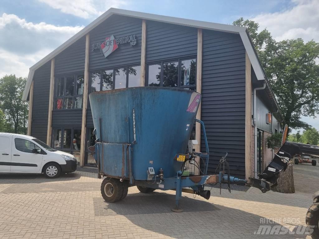  FRASTO Tornado Voermachines
