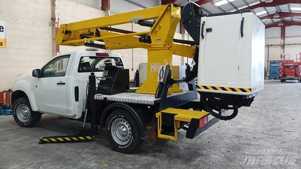 VERSALIFT LAT 135 Auto hoogwerkers