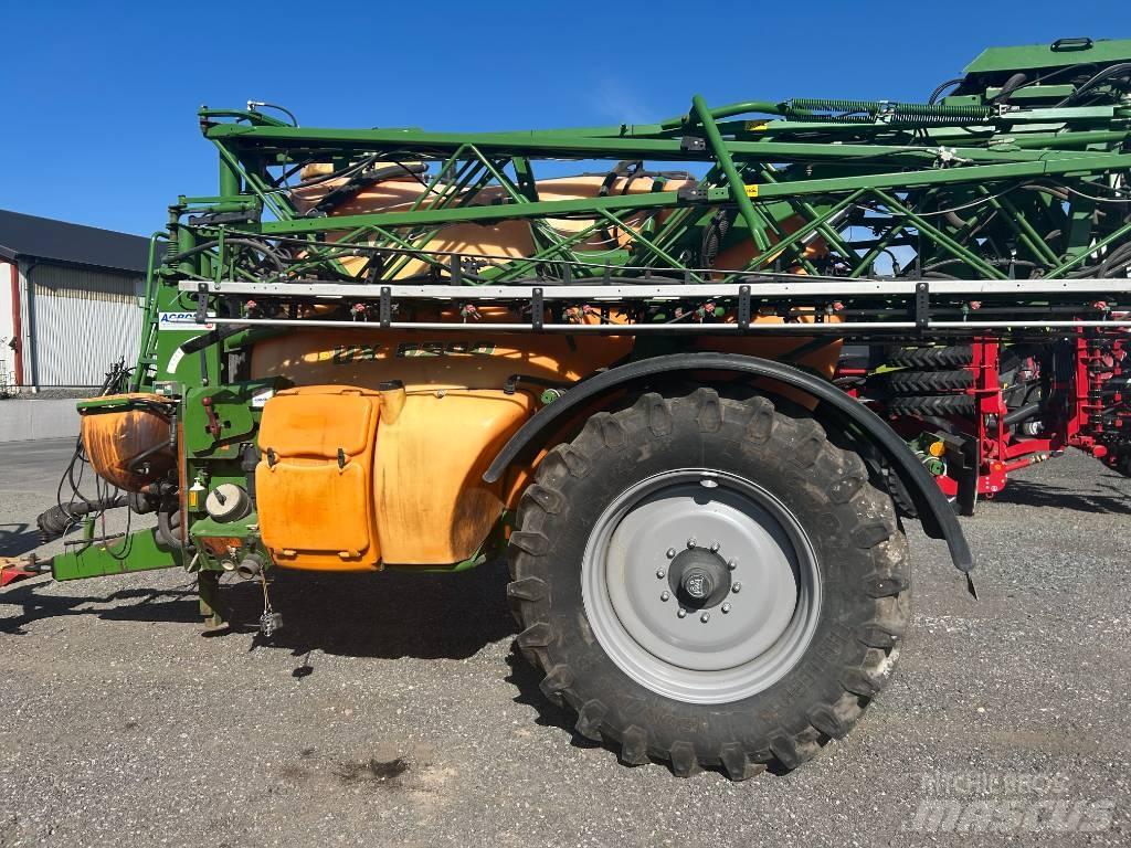 Amazone UX 5200 Getrokken spuitmachines