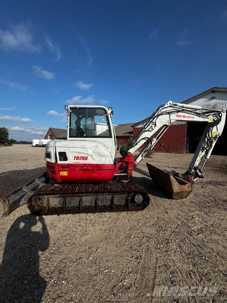 Takeuchi TB 260 Rupsgraafmachines