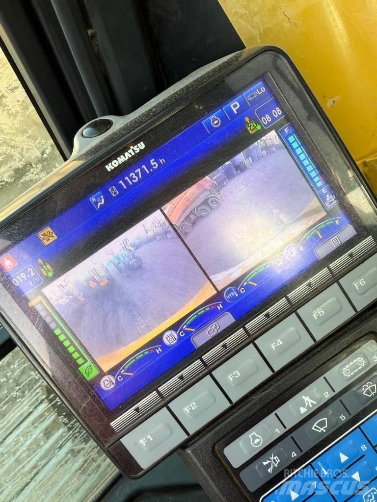 Komatsu HB 365 Rupsgraafmachines