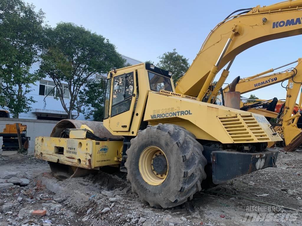 Bomag BW 225 D-3 Duowalsen