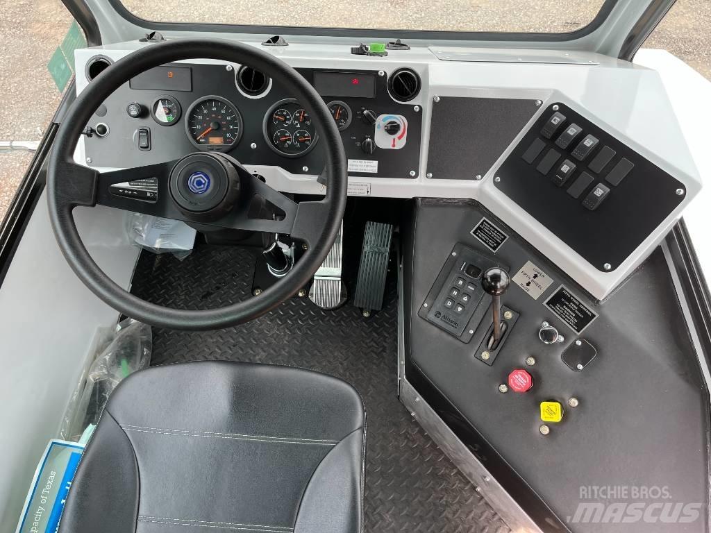Capacity TJ5000 DOT Terminaltrekkers