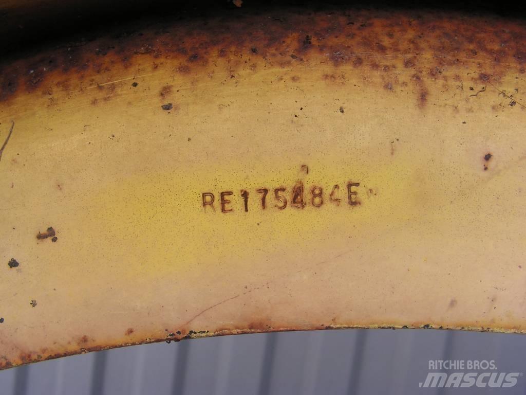John Deere 8100 Banden, wielen en velgen