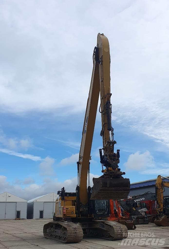 CAT 330 FLN Graafmachines Long Reach