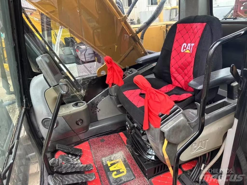 CAT 320 D Rupsgraafmachines