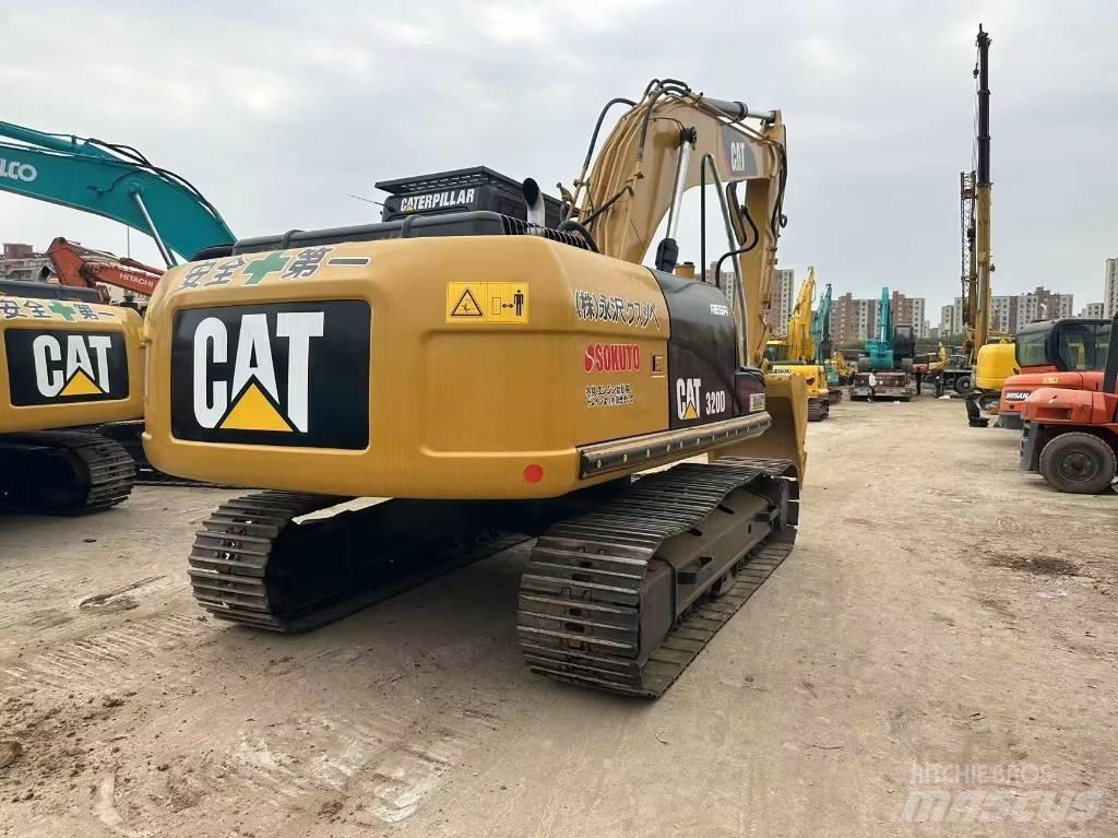 CAT 320 D Rupsgraafmachines