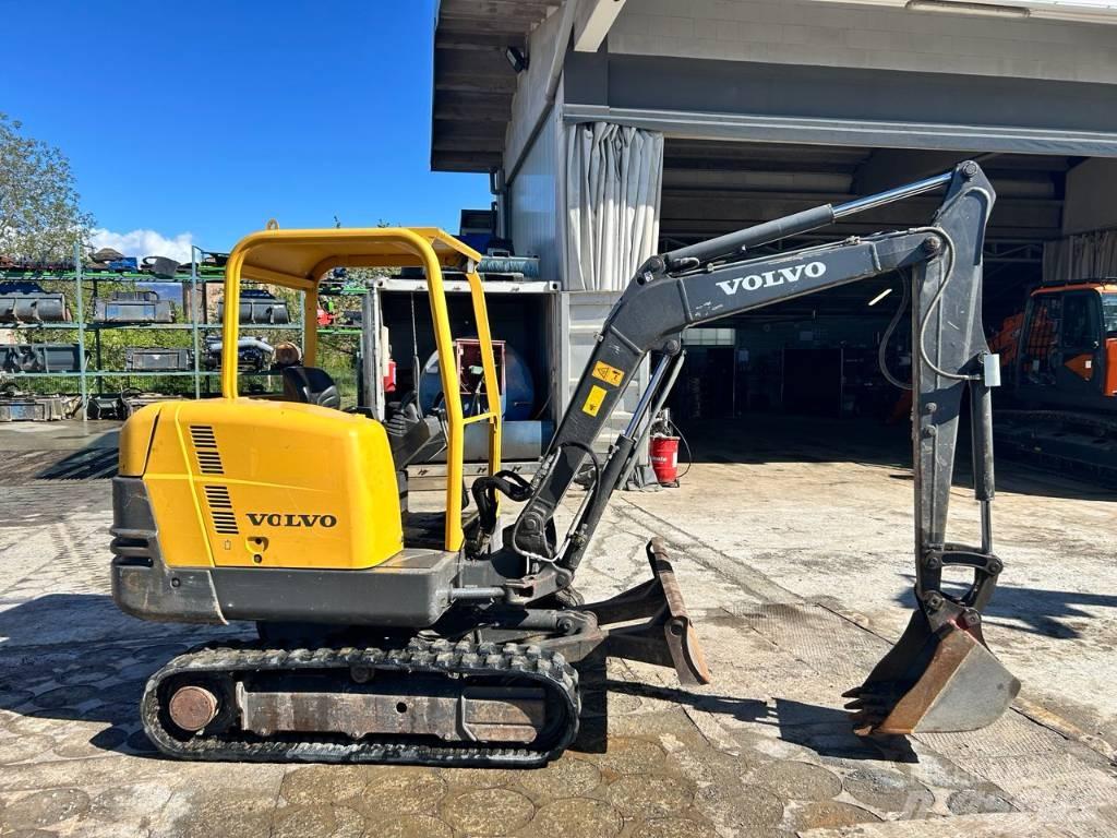 Volvo EC 25 Minigraafmachines < 7t