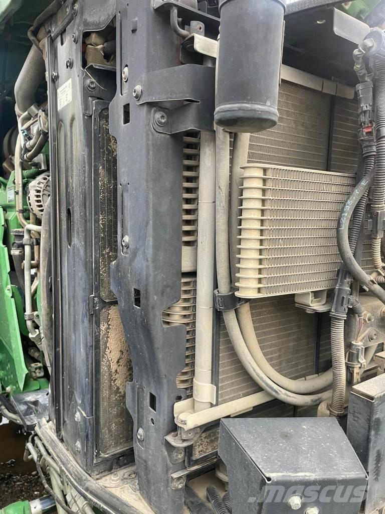 John Deere 6145R Tractoren