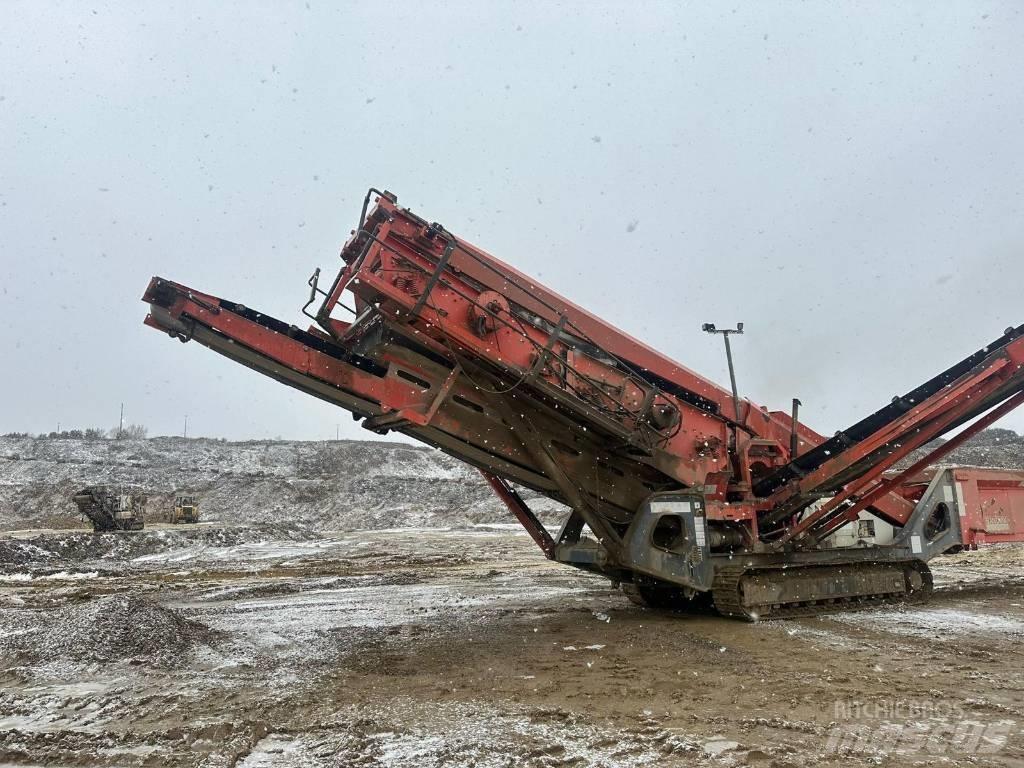 Sandvik QA 450 Mobiele zeefinstallaties