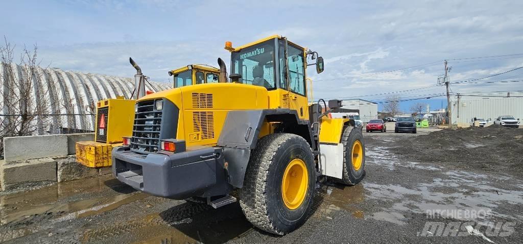 Komatsu WA 200 Wielladers