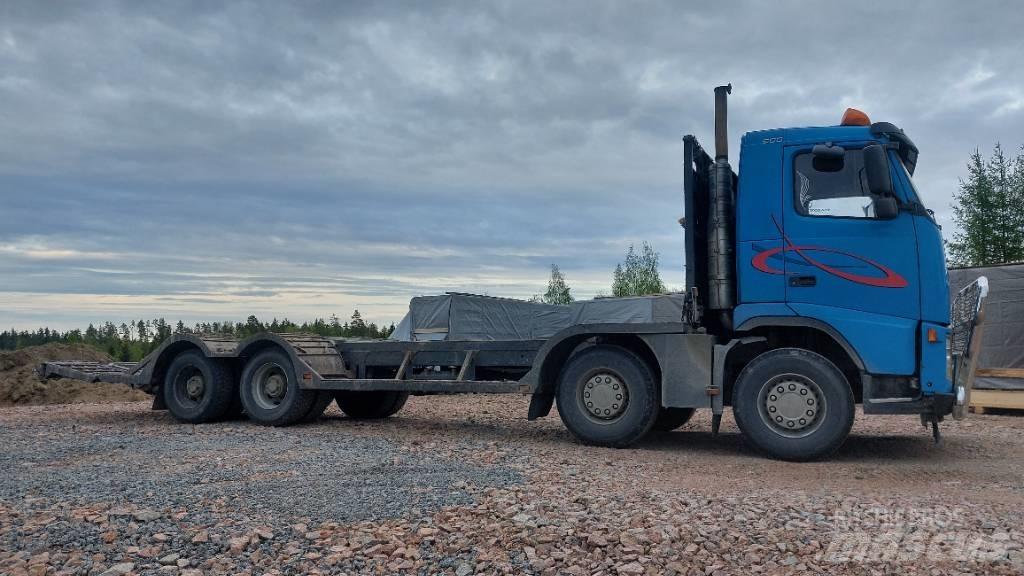 Volvo FH12 8x4 Vrachtwagens voor bosbouwmachines
