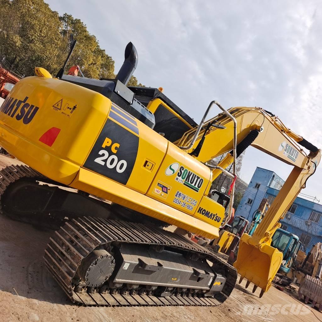 Komatsu PC 200-8 Rupsgraafmachines